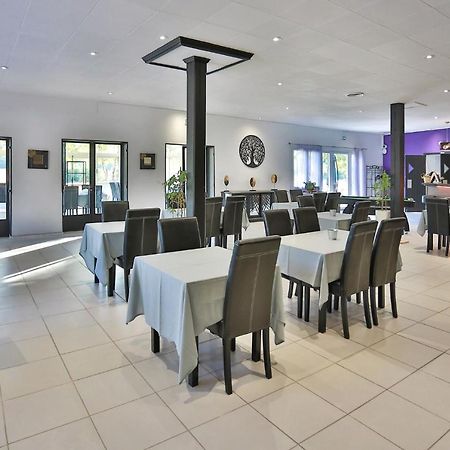 Hotel Restaurant Gite Les Lavandins Saint-Christol  Bagian luar foto