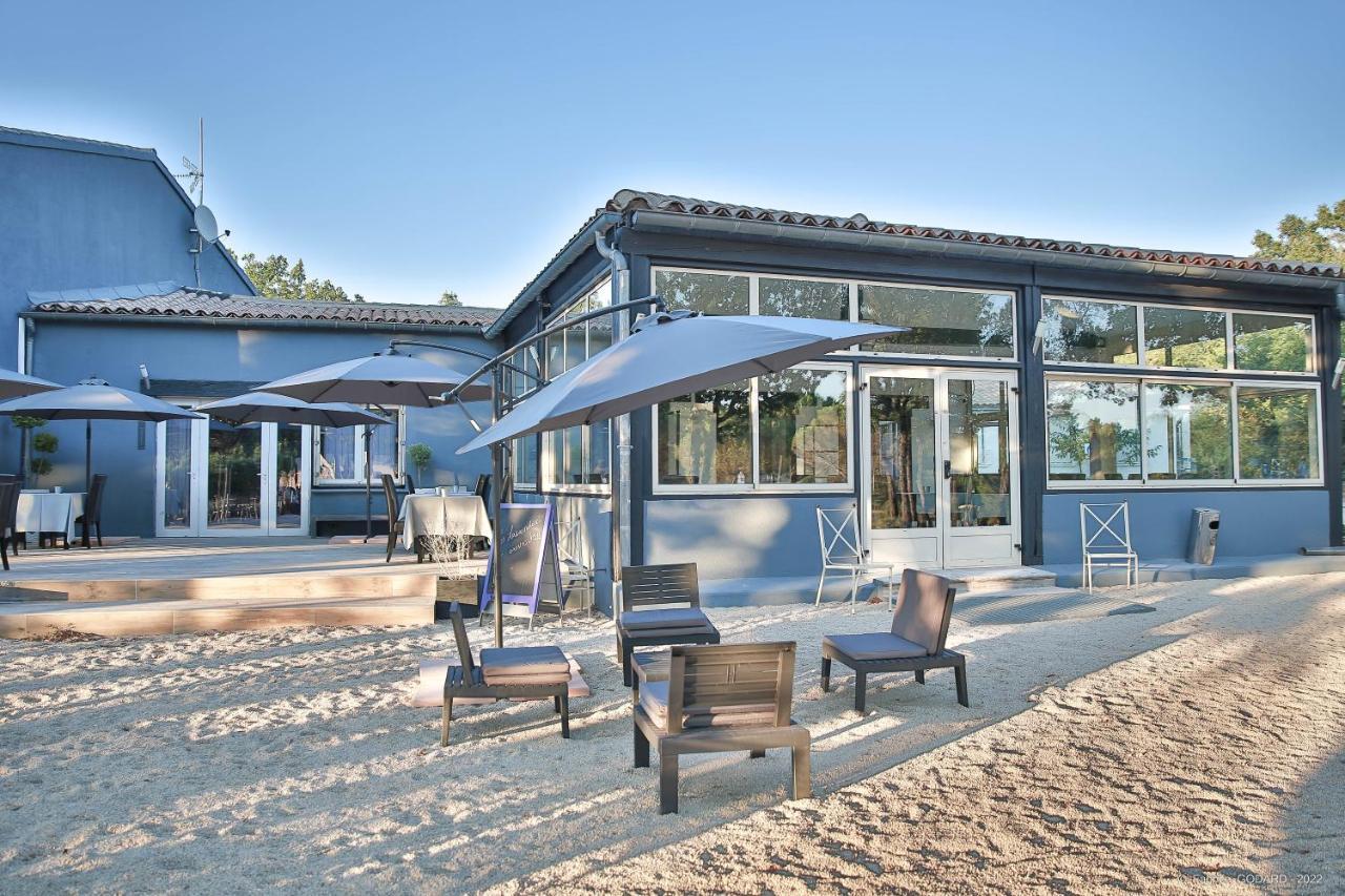 Hotel Restaurant Gite Les Lavandins Saint-Christol  Bagian luar foto