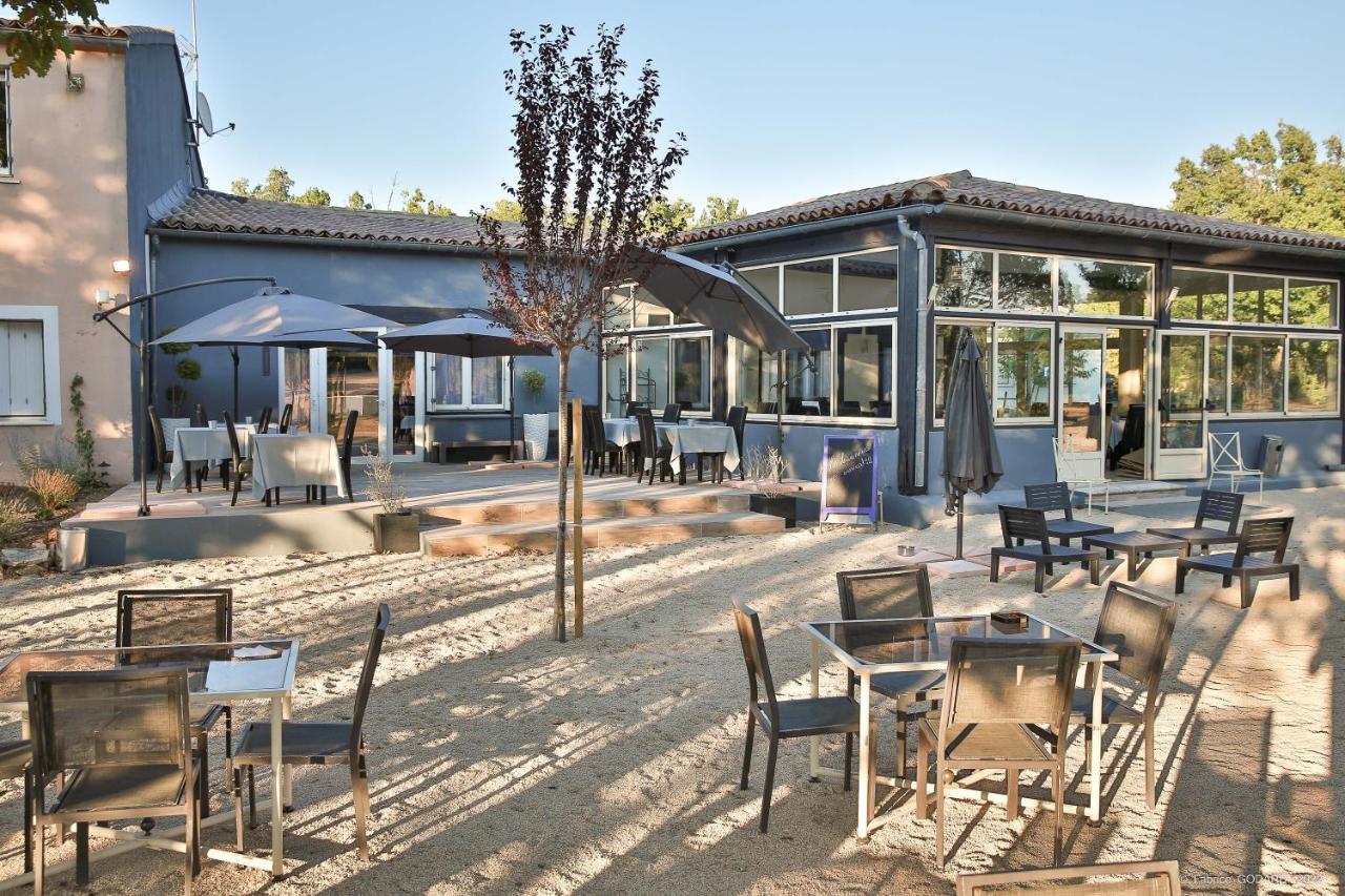 Hotel Restaurant Gite Les Lavandins Saint-Christol  Bagian luar foto